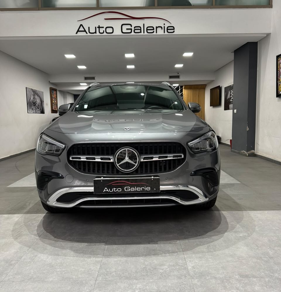 Mercedes-AMG MERCEDES GLA 200 D